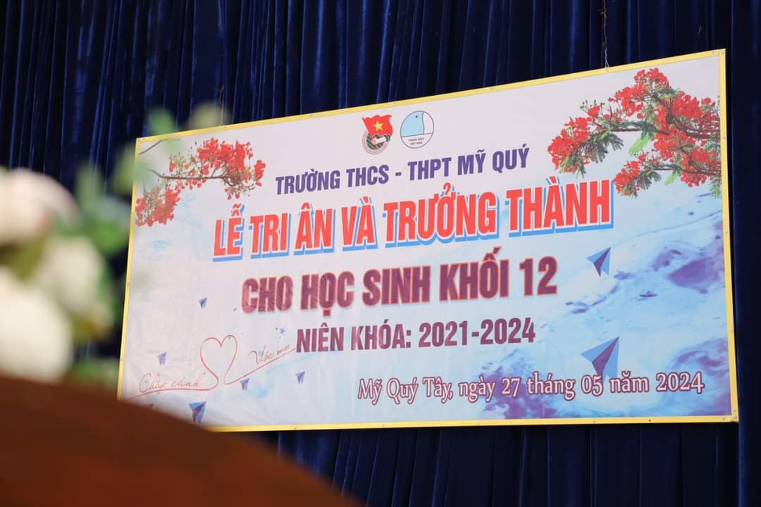 Lễ tri ân trưởng thành cho học sinh khối 12 niên khóa 2021-2024